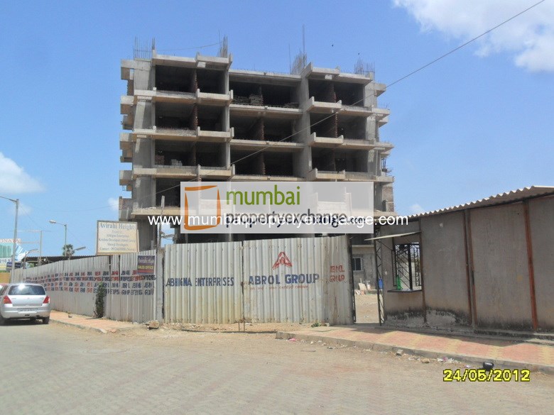 Flat on rent in Avirahi Heights, Malad West