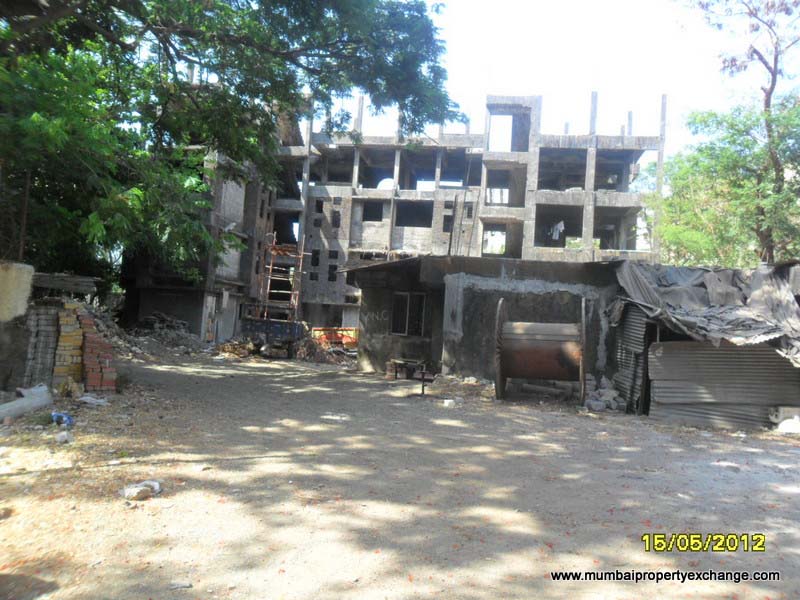 Flat on rent in Ajmera Regalia, Borivali West