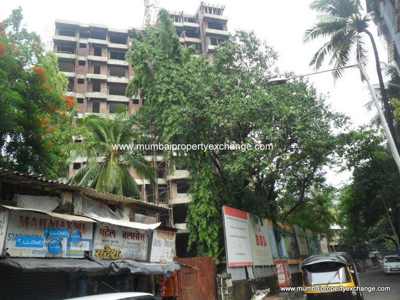 Flat on rent in Aura Apartments, Chembur