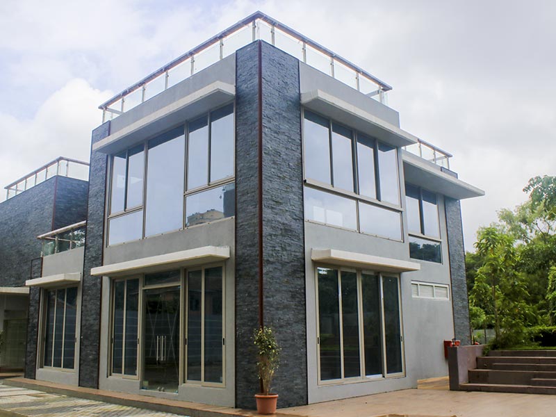 Wadhwa W54 Club House