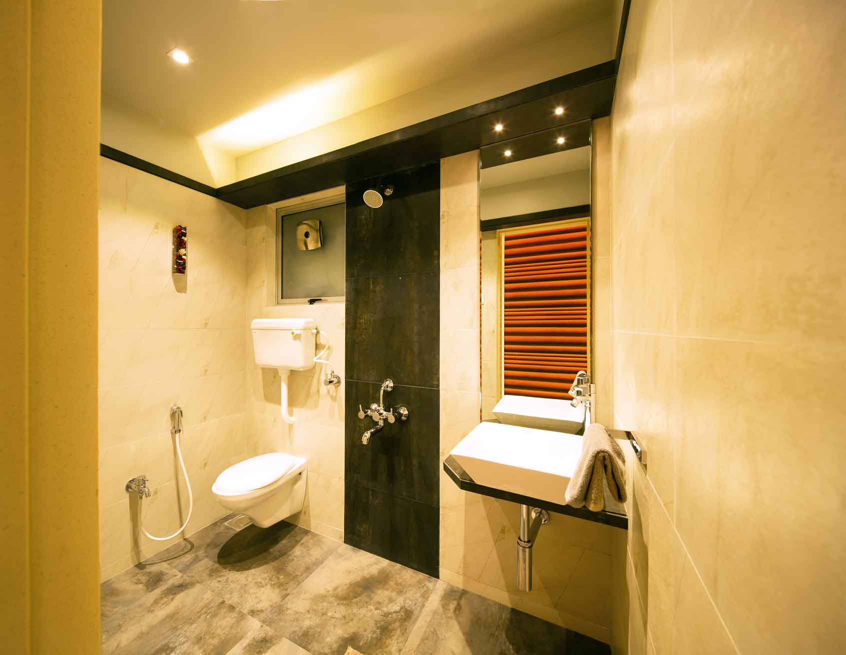 Pooname Estate Cluster II Bathroom View 1