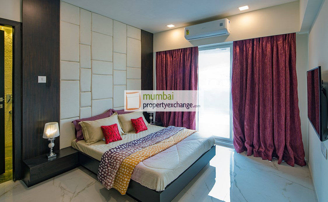 Ruparel Orion Show Flat Image-6