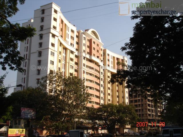 Ackruti Elegance, Mulund East by Hubtown Limited