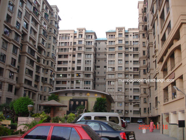 Flat on rent in Ackruti Nova, Andheri East