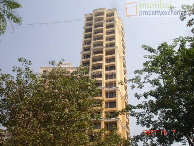 Flat on rent in Belmonte, Mahim