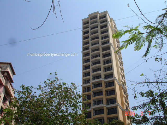 Flat on rent in Belmonte, Mahim