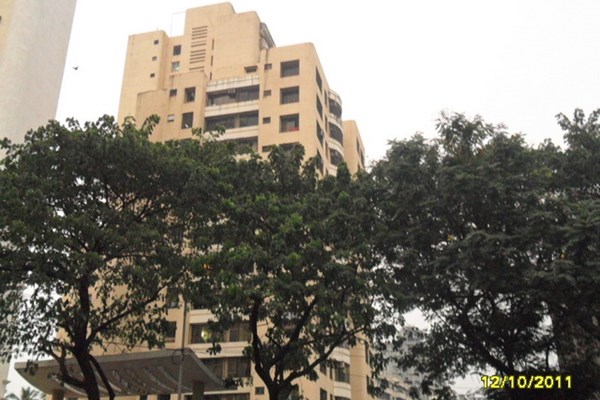 Flat for sale in Rustomjee Riviera, Malad West