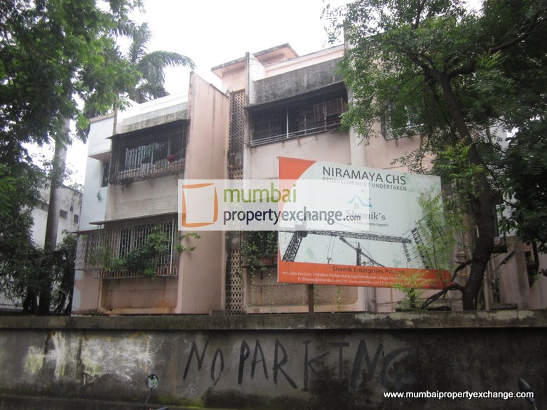 Flat on rent in Shamik Altura Niramaya, Vile Parle East