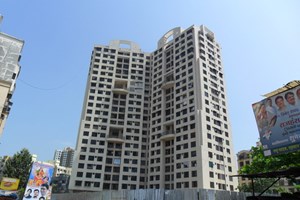 Swapnalok Towers, Goregaon East by DB Realty