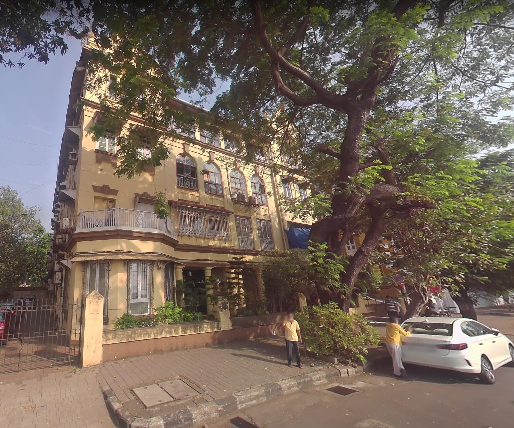 4 BHK in Gokul Niwas, Girgaon - Photo 2