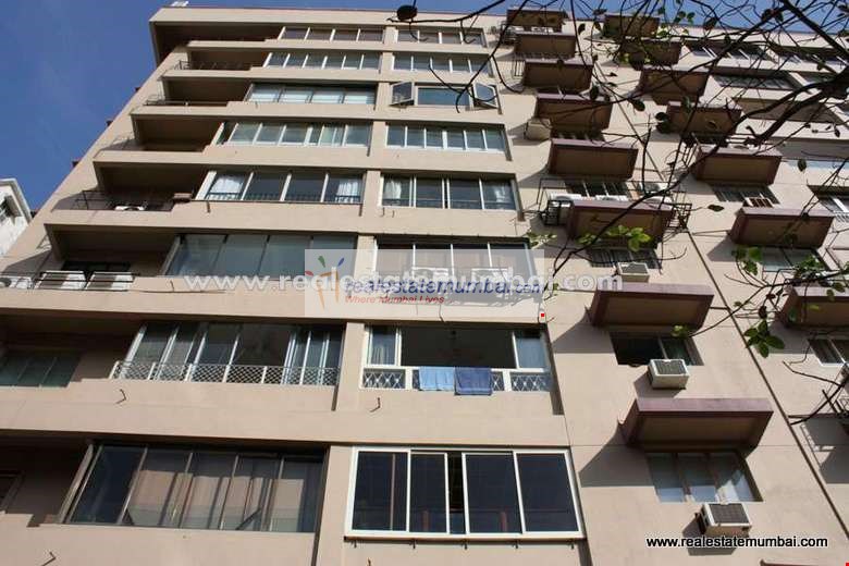 3 BHK Semi-Furnished in Palacimo , Breach Candy