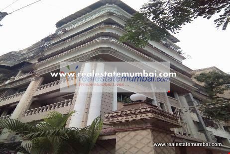 3.5 BHK Furnished in Shams Palace , Bandra West