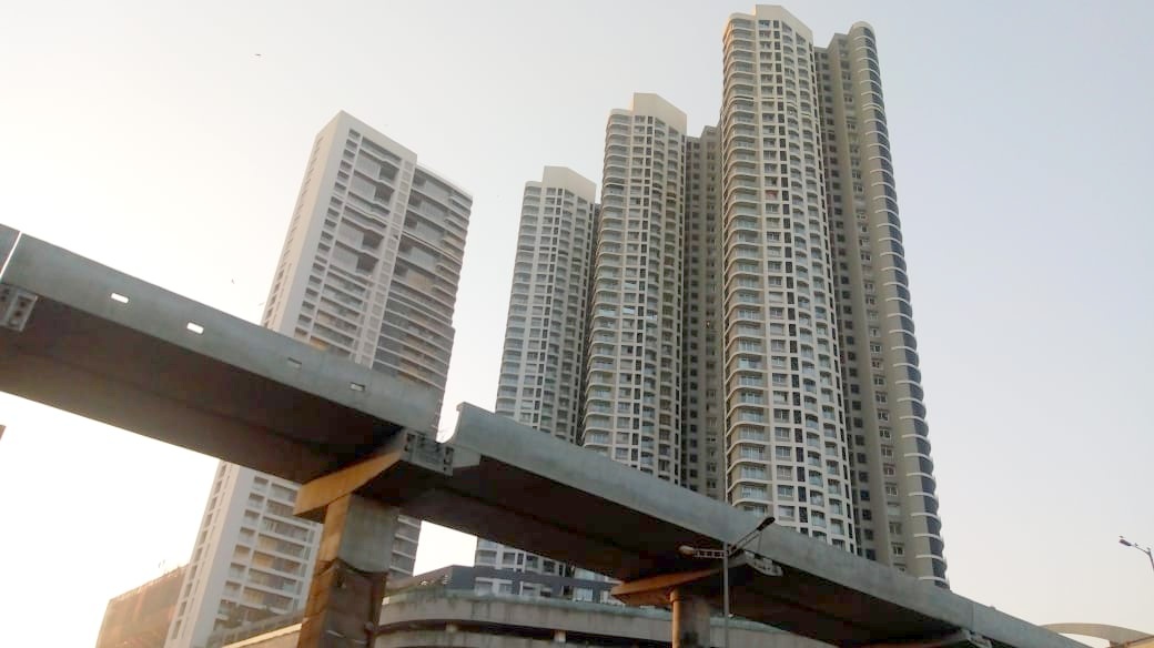 1.5 BHK in Lodha Fiorenza Sienna, Goregaon East