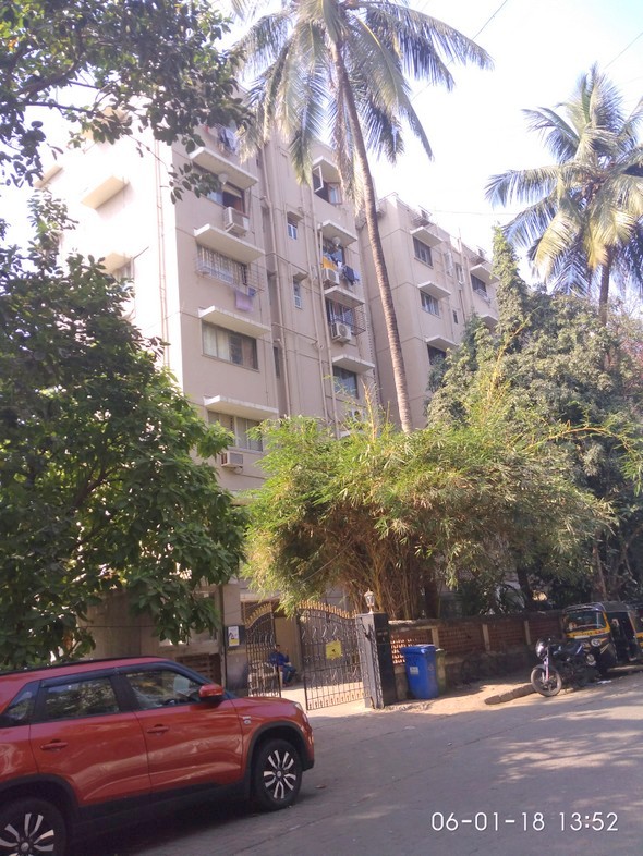 3 BHK in Sagar Darshan, Khar West