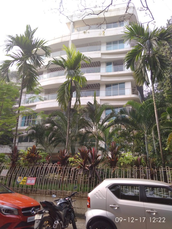 2 BHK Fully Furnished in La Paloma, Bandra West