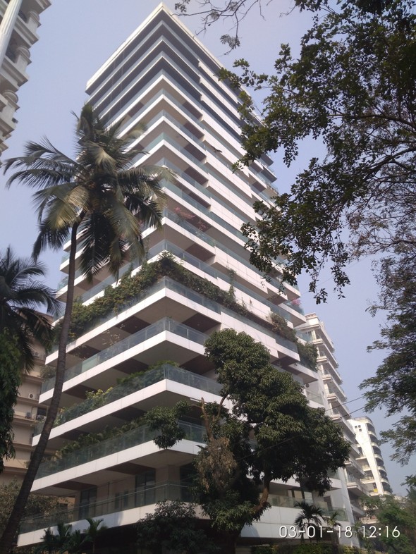 4 BHK in DB Breeze, Khar West