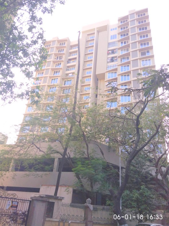 4 Semi-Furnished in Badrinath , Khar West