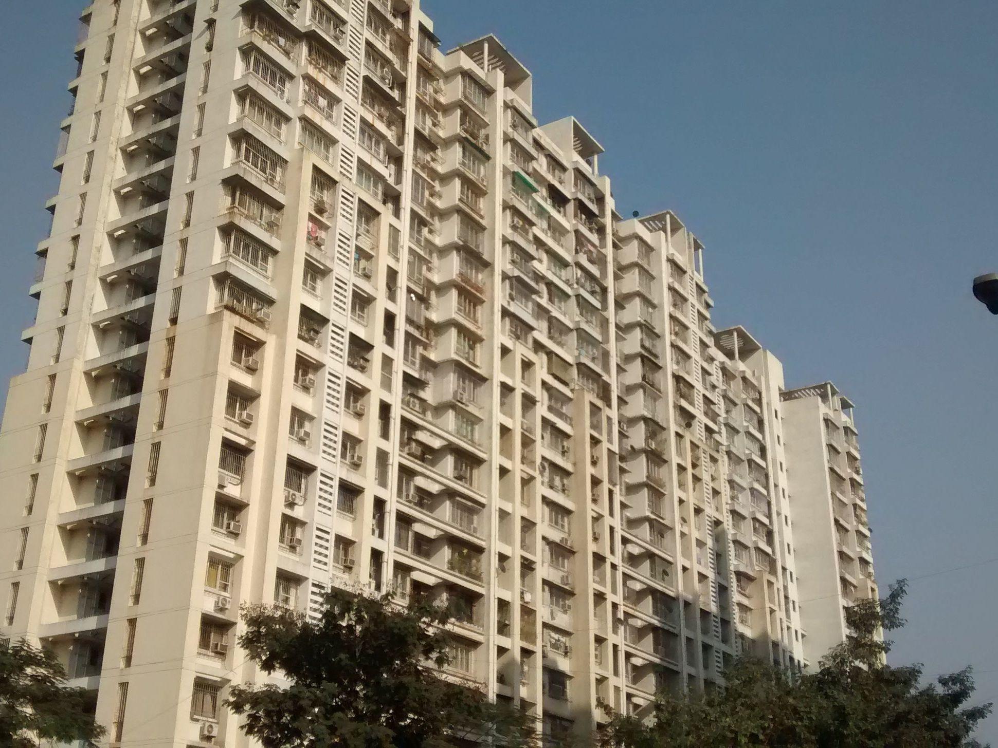 3 BHK Semi-Furnished in Gundecha Altura , Kanjur Marg