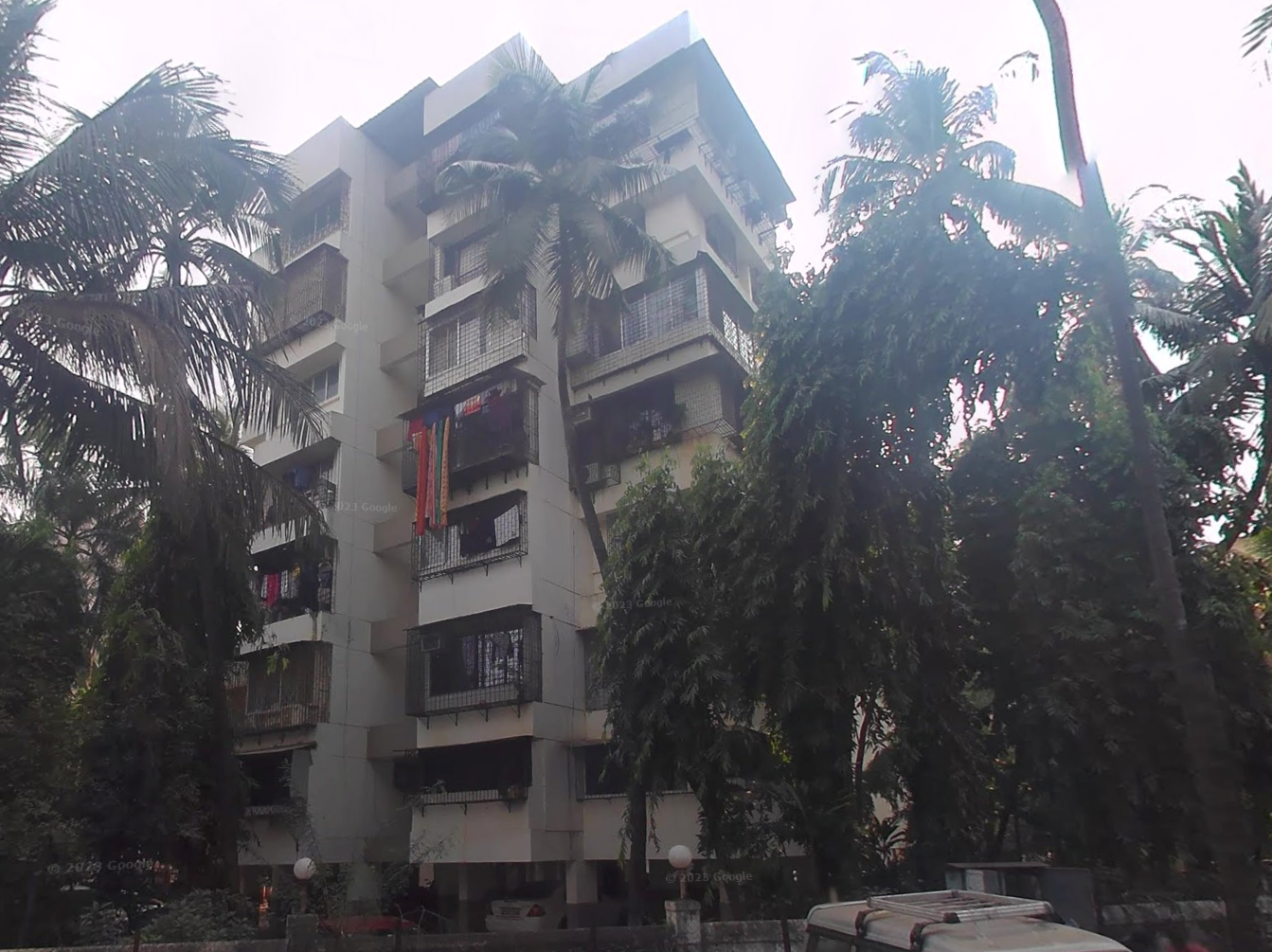 2 BHK Furnished in Sea Breeze , Andheri West