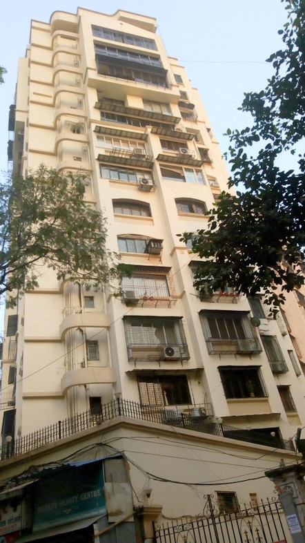 2 BHK Semi-Furnished in Silver Dune , Prabhadevi