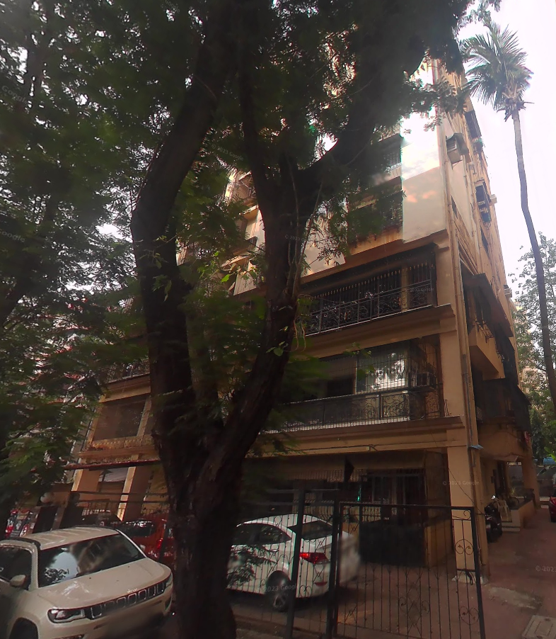 3 BHK in Convent View, Bandra West - Photo 2