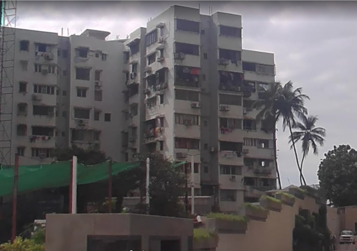 2 BHK Semi-Furnished in Poonam Apartment, Worli - Photo 2