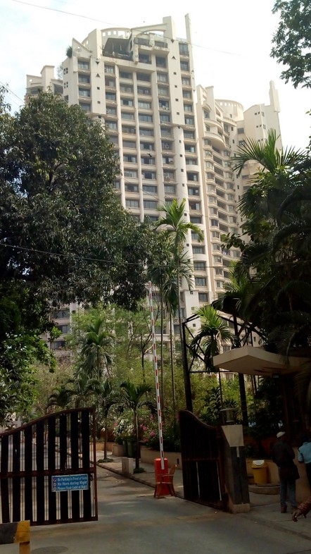 5 Semi-Furnished in Kalpataru Habitat , Parel