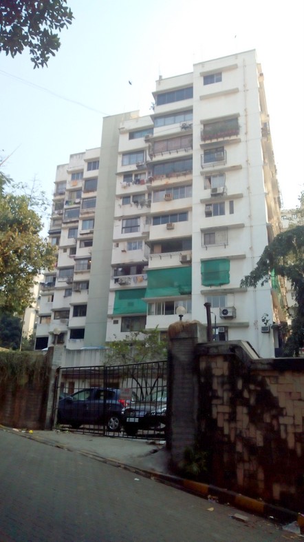 5 BHK Semi-Furnished in Jeevan Vihar , Walkeshwar