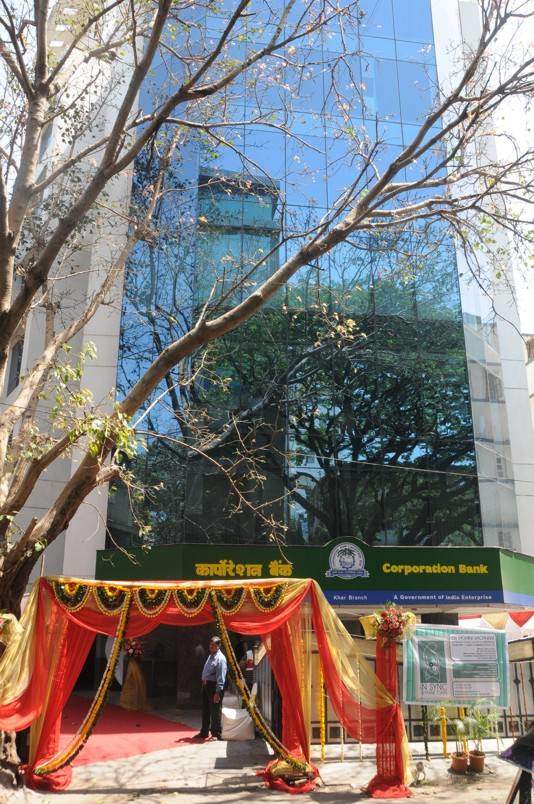 Office Semi-Furnished in Vinayak Chambers , Khar West