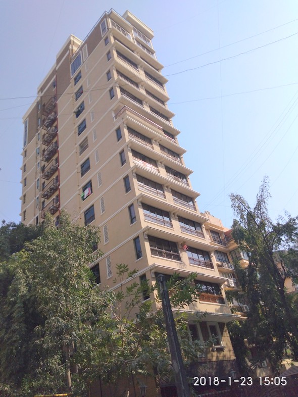 4 BHK Semi-Furnished & Fully Furnish in Akash Apartment, Santacruz West