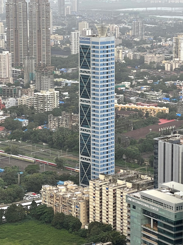 Office Fully Furnished in Sunshine Tower, Dadar West - Photo 2