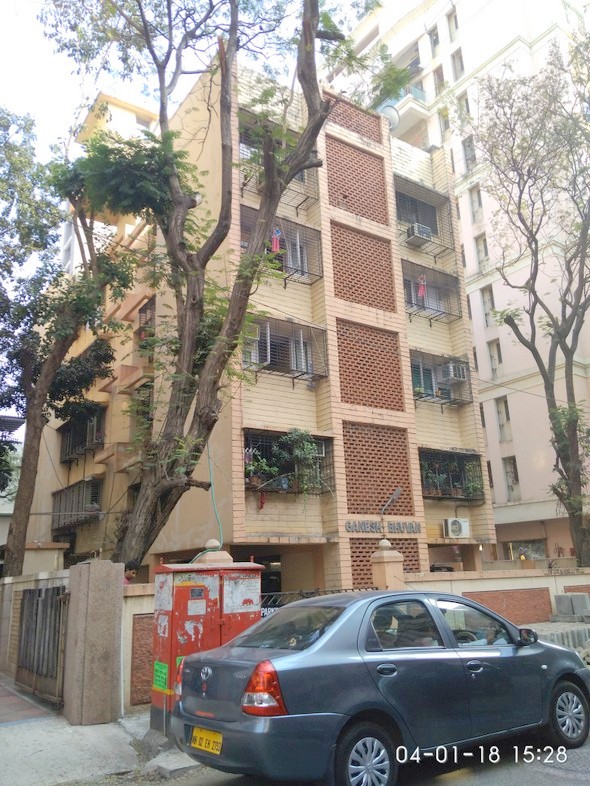 1 BHK Semi - Furnished in Ganesh Bhuvan, Khar West