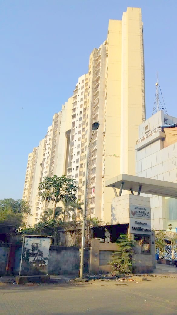 3 BHK Unfurnished in Raheja Willows, Kandivali East - Photo 2