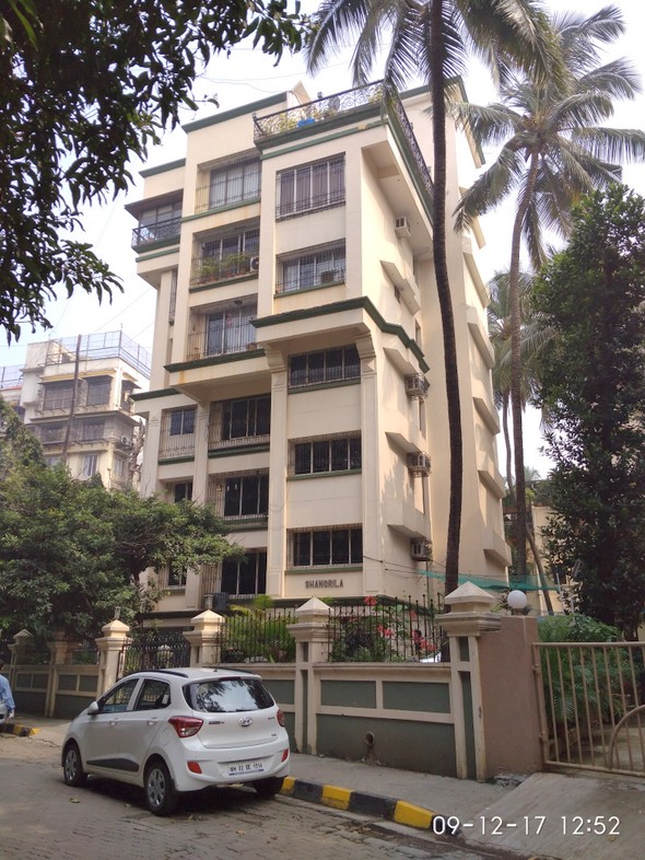 3 BHK in Shangrila, Bandra West - Photo 2