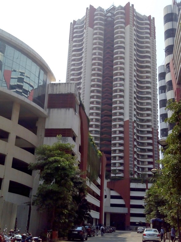 3 BHK Unfurnished in Marathon Nextgen , Lower Parel