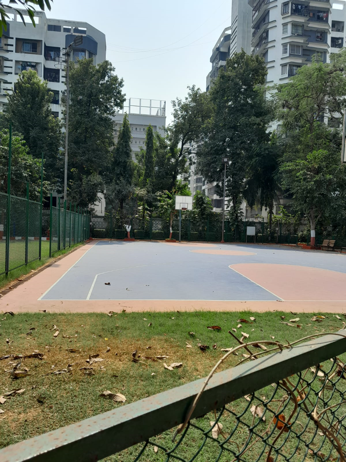2 BHK Fully Furnished in Tarapore Garden, Andheri West - Photo 5