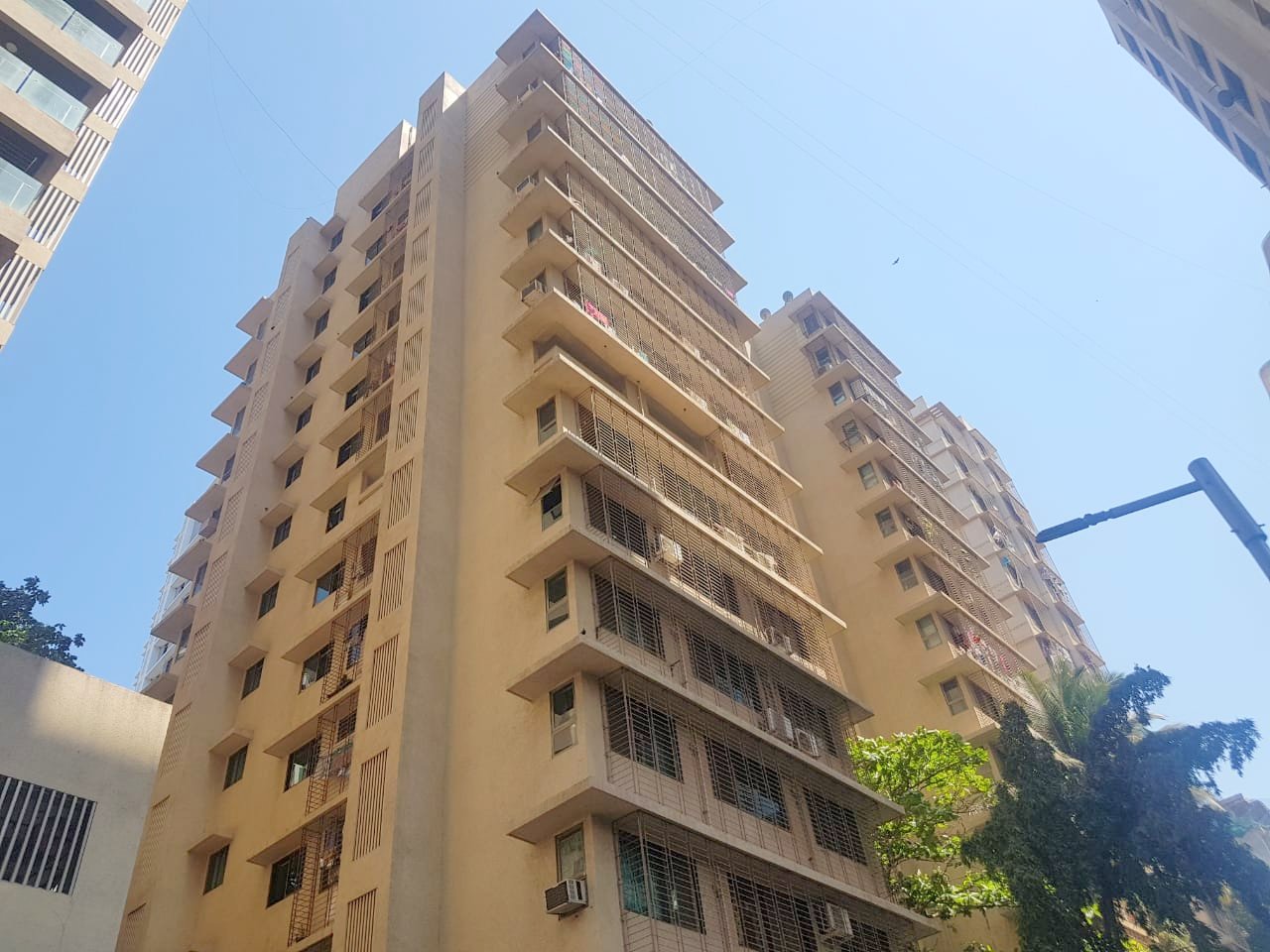 3 BHK in Swapnadeep, Andheri West - Photo 4