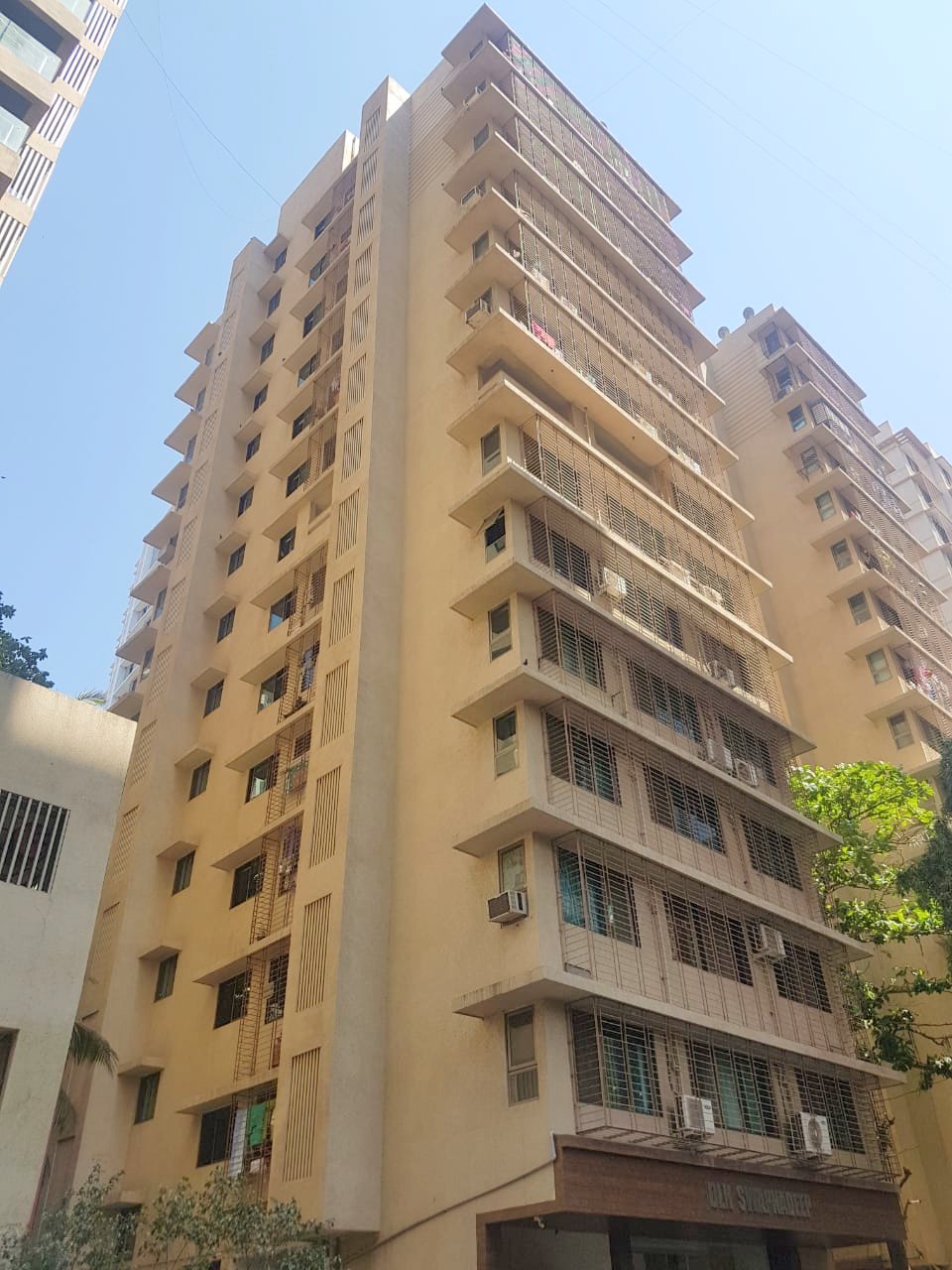 3 Semi-Furnished in DLH Swapnadeep , Andheri West