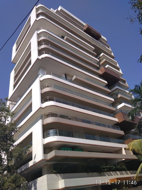 5 BHK in Puja Casa, Bandra West