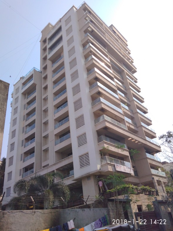 2 BHK Semi-Furnished in Grandeur , Santacruz West