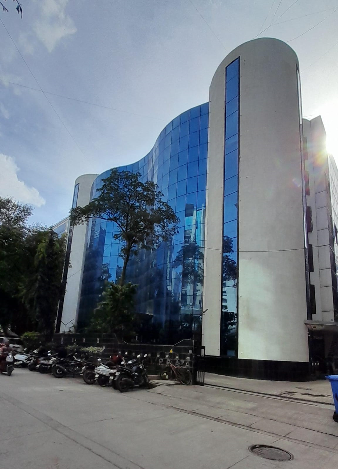 Office Fully Furnished in VIP Plaza, Andheri West - Photo 2