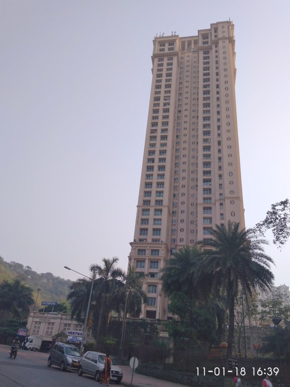 Office Semi-Furnished in Hiranandani Octavius , Powai