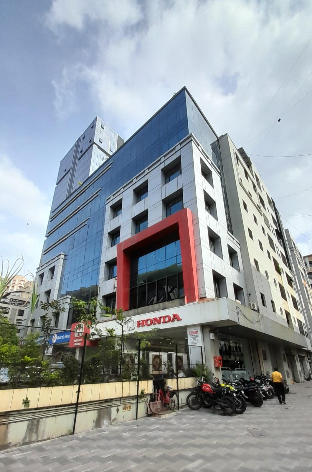 Office Fully Furnished in Shalimar Morya Park, Andheri West - Photo 2