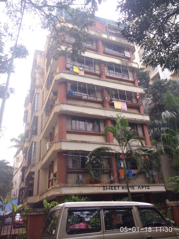 1 BHK in Sweet Home, Khar West