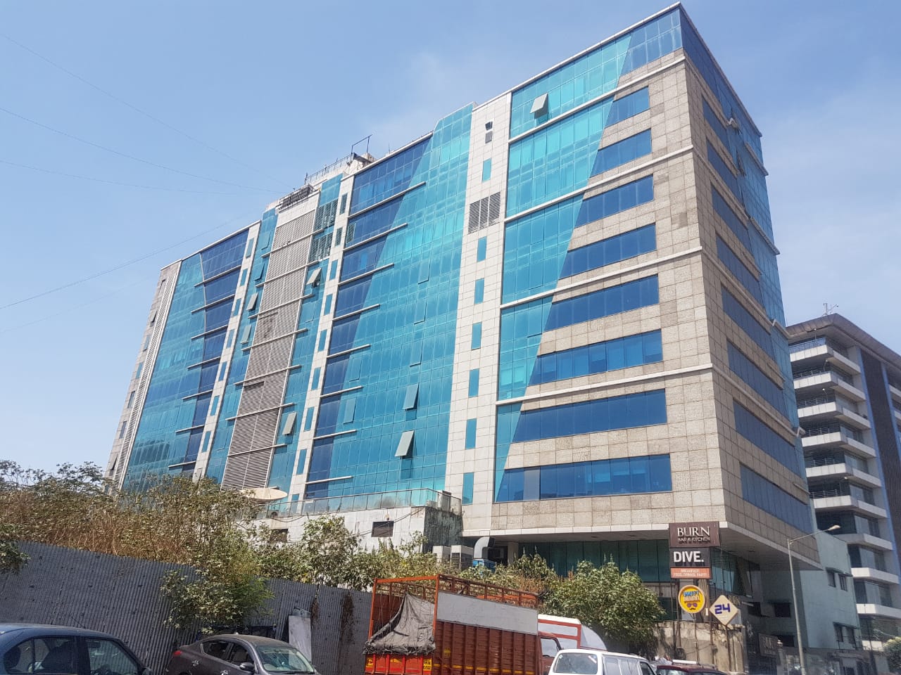 Office Furnished in Pinnacle Corporate Park , Bandra East