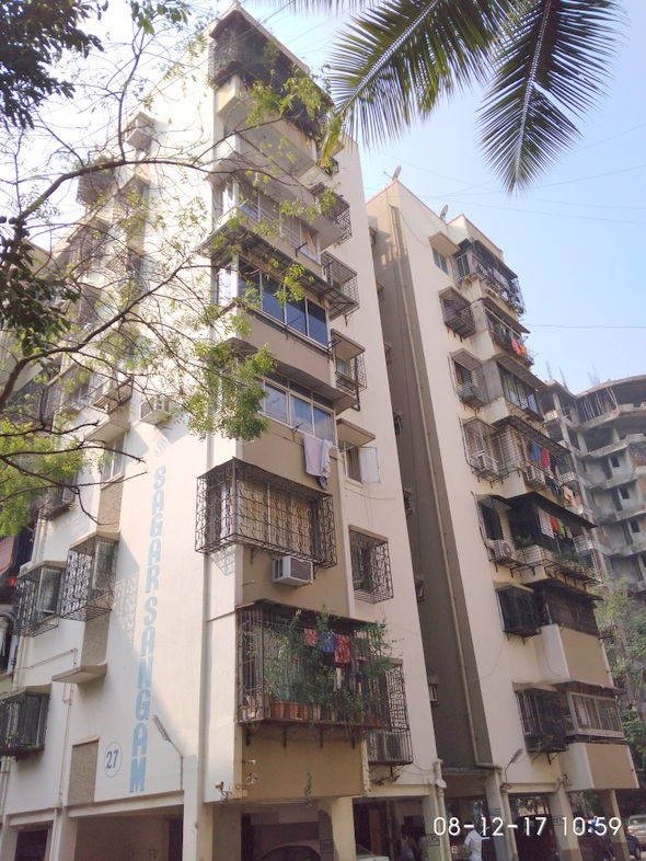 2 BHK in Sagar Sangam, Bandra West