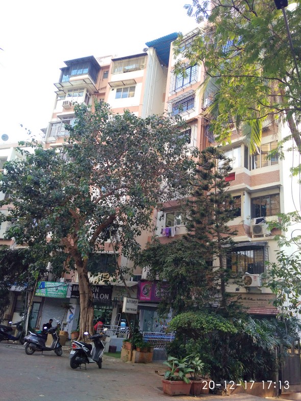 1 RK Semi-Furnished in New Jaldarshan , Bandra West