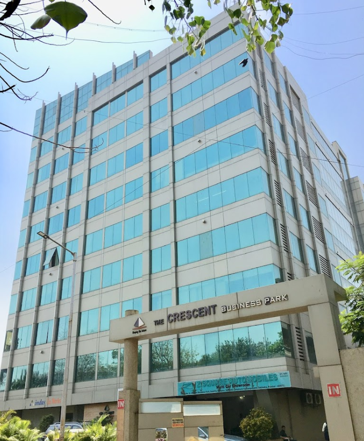 Commercial Office Space Semi-Furnished in Crescent Business Park, Andheri East - Photo 2