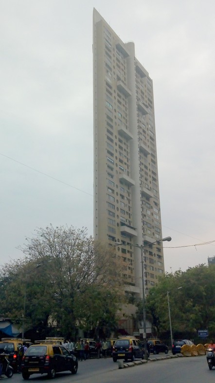 3 BHK Semi-Furnished in Belvedere Court , Mahalaxmi