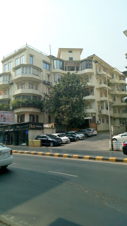 3 Semi-Furnished in Cambridge Court , Peddar Road